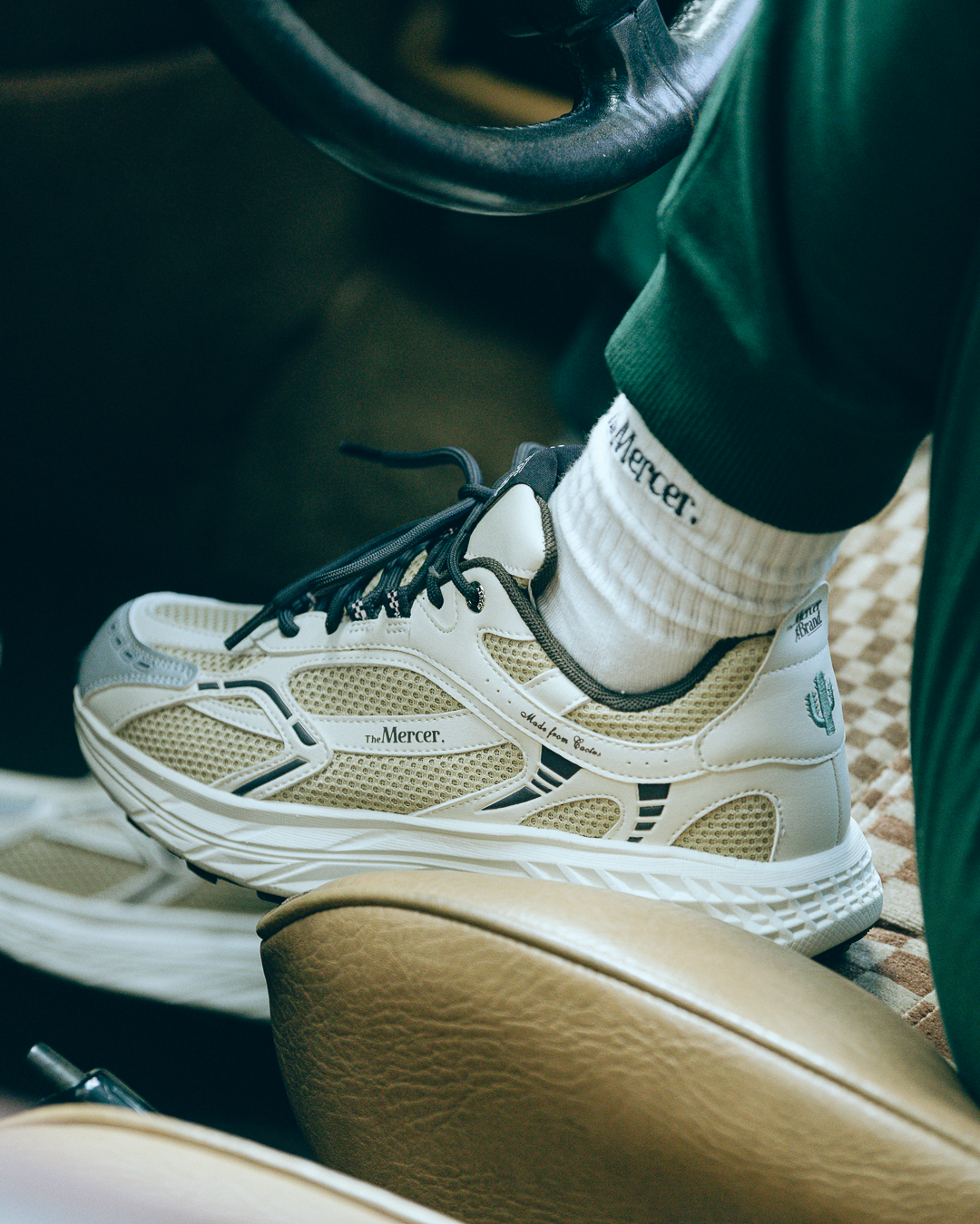 Care Guide: So pflegst du deine Vegan Sneaker aus Kaktusleder - The Mercer  Brand
