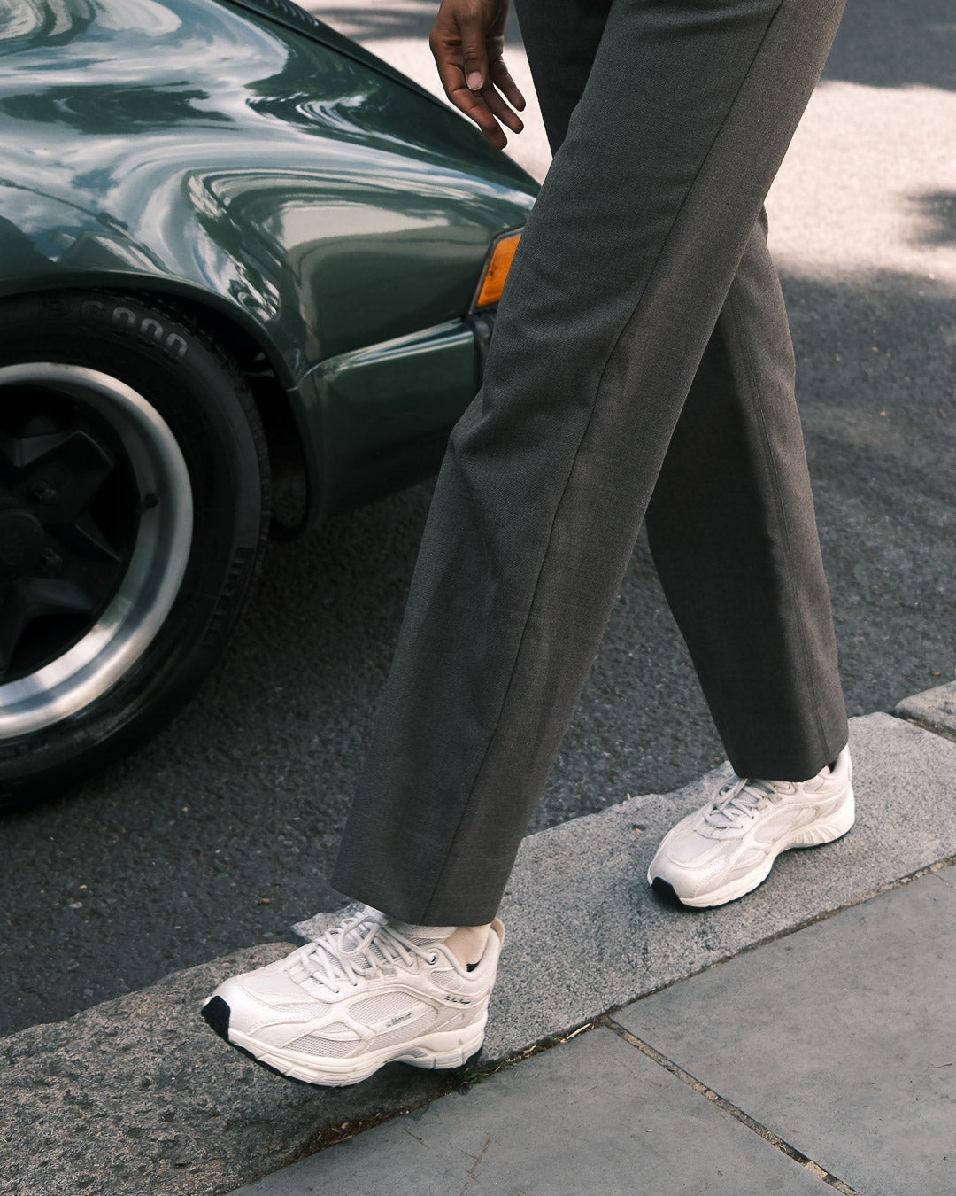 The Re-Run Pineapple 2.0 | White - The Mercer Brand