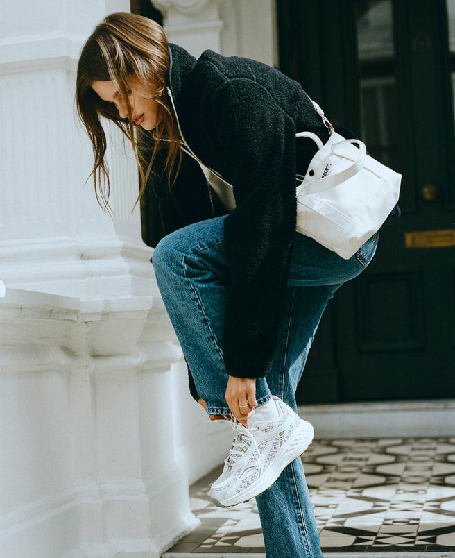 the mercer brand sneaker the re-run cactus white with green details 
