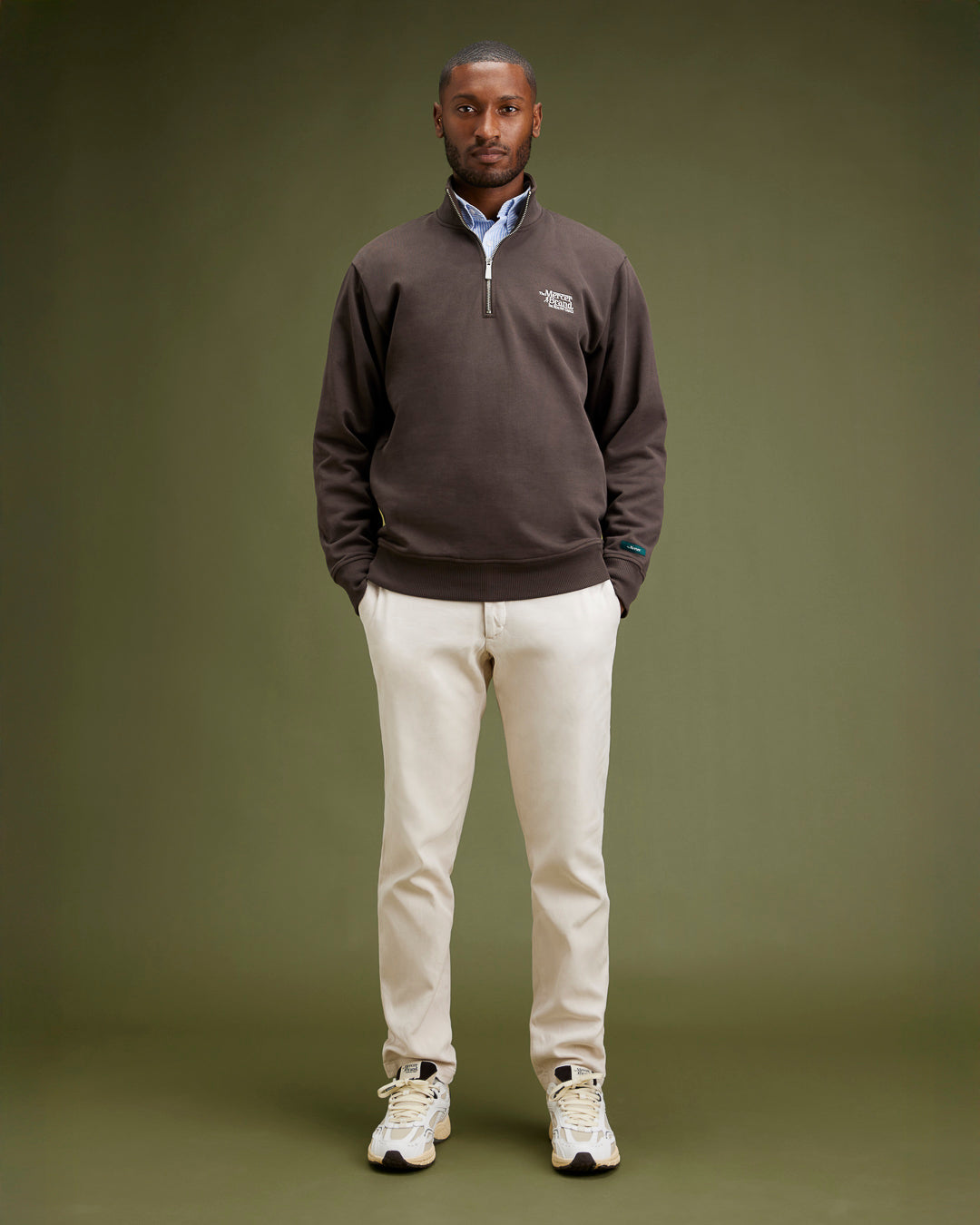 The Mercer Brand re-run sneaker vintage with brown details and off white sole full look men wearing quarter zip brown