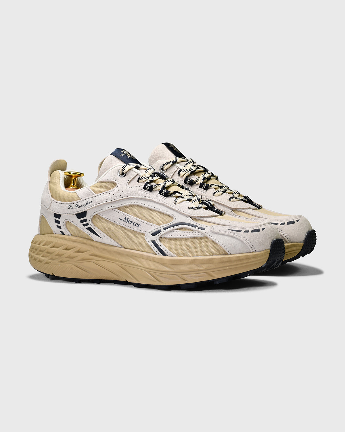 the mercer brand sneaker the re-run max nubuck sand with dark details