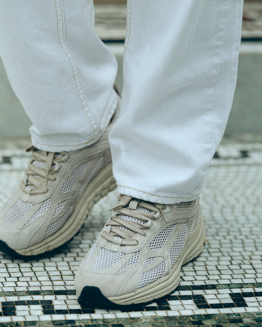 美品　The Mercer Brand スニーカー The Re-Run Max Pineapple Silver, Sneakers | The Mercer Brand - The