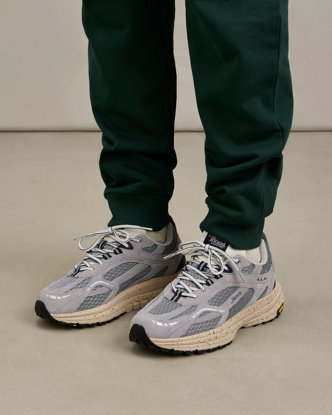 the mercer brand sneaker the re-run Vibram grey with speckled outsole 