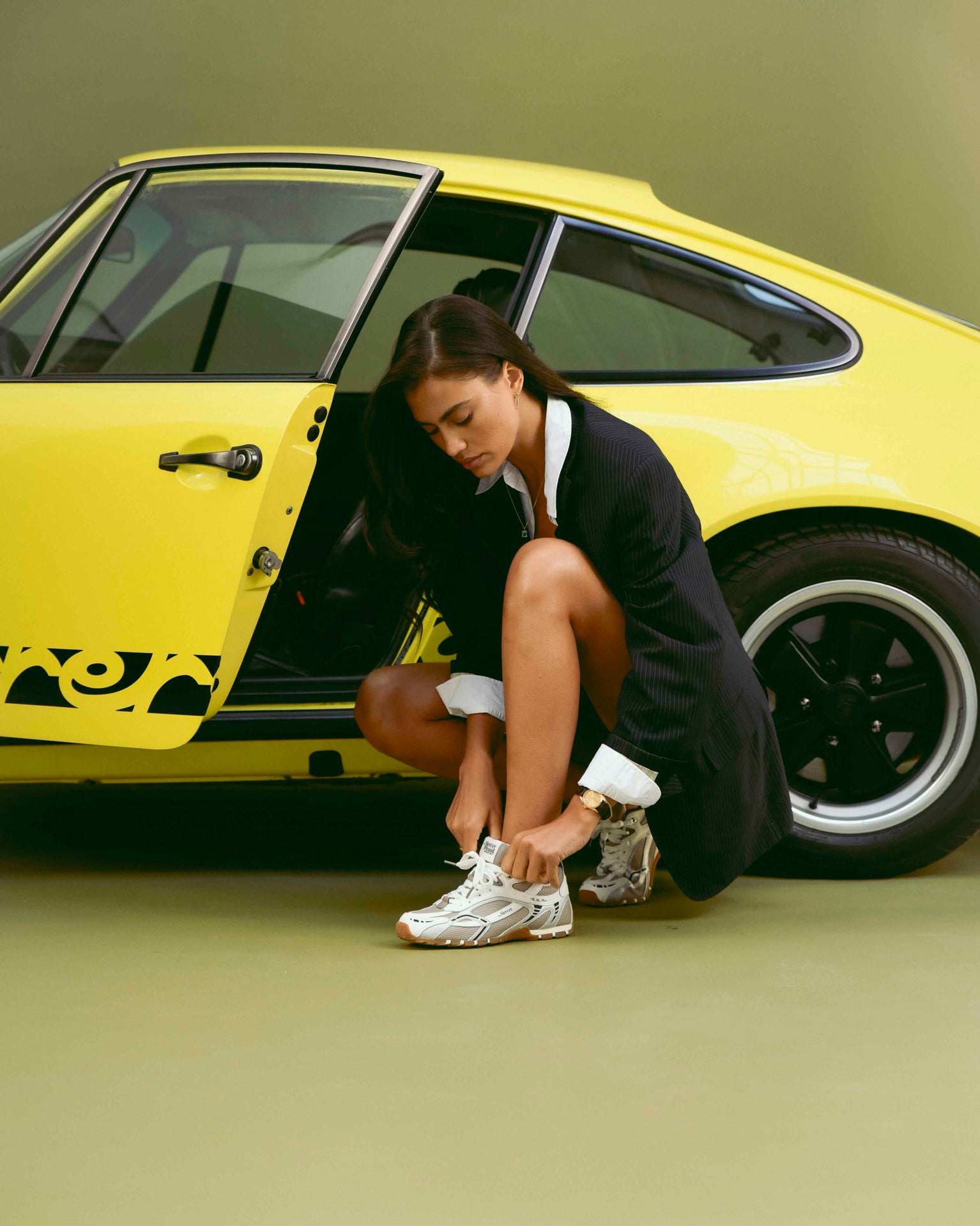 The Re-Run Drive | White/Brown