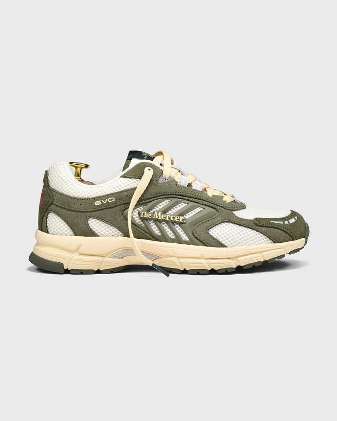 Sideview of The Re-Run New York in olive.