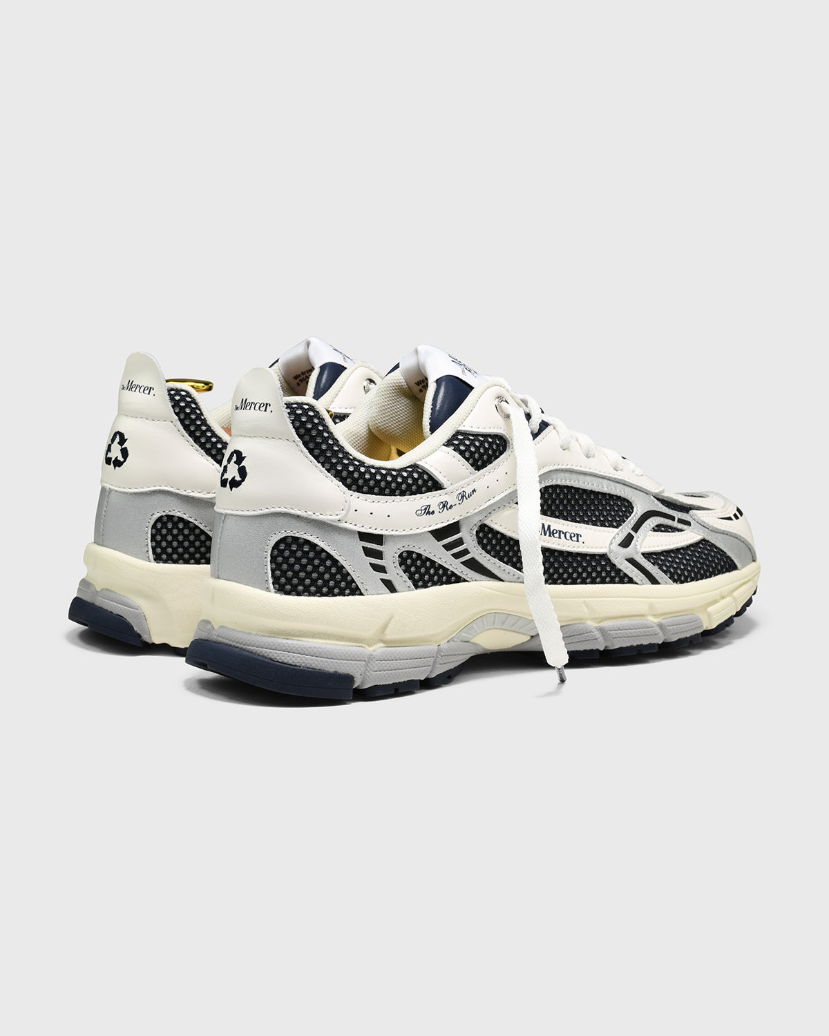 The Re-Run White Silver | White/Blue