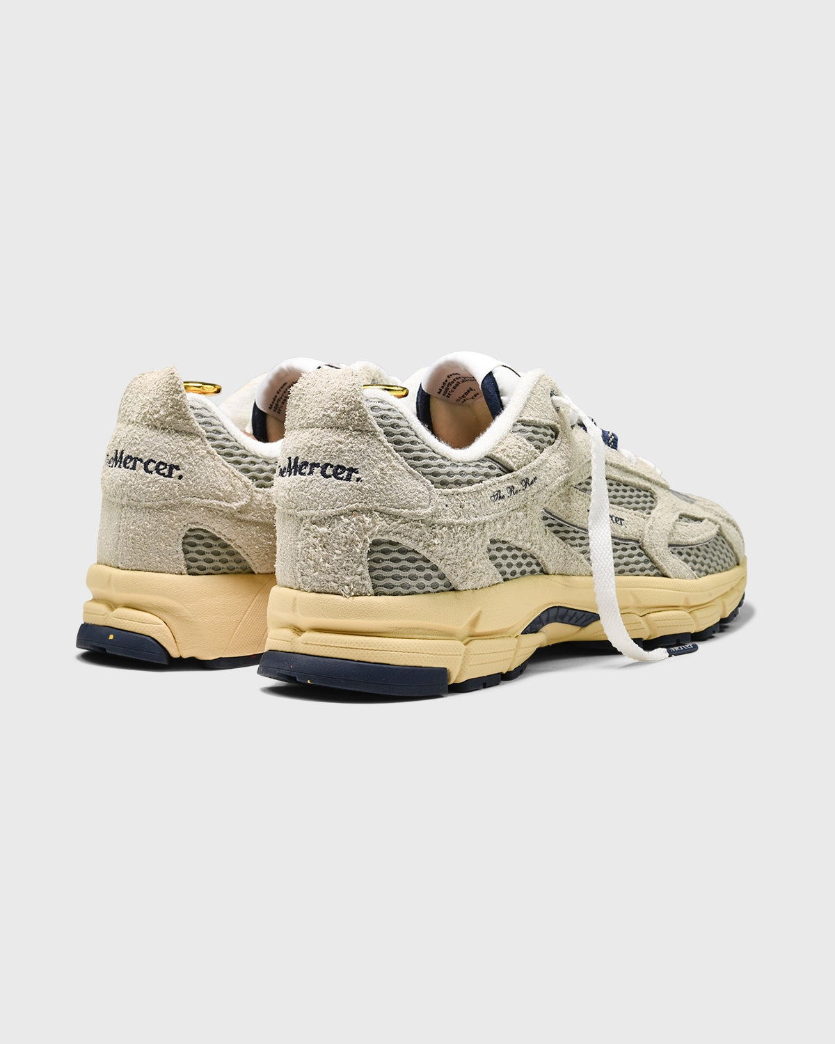 The Re-Run Americana | Off White