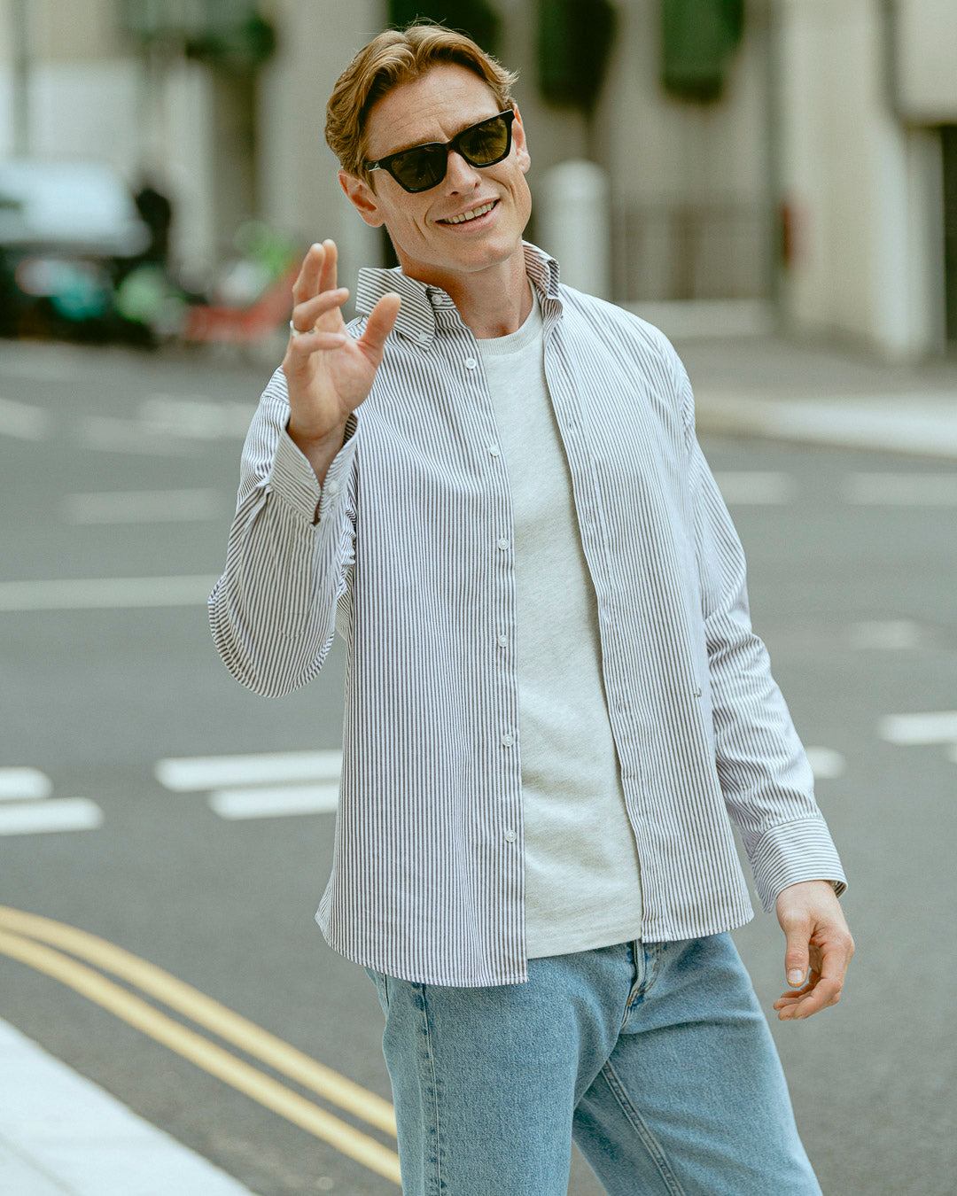 the mercer brand Oxford white brown product photo front