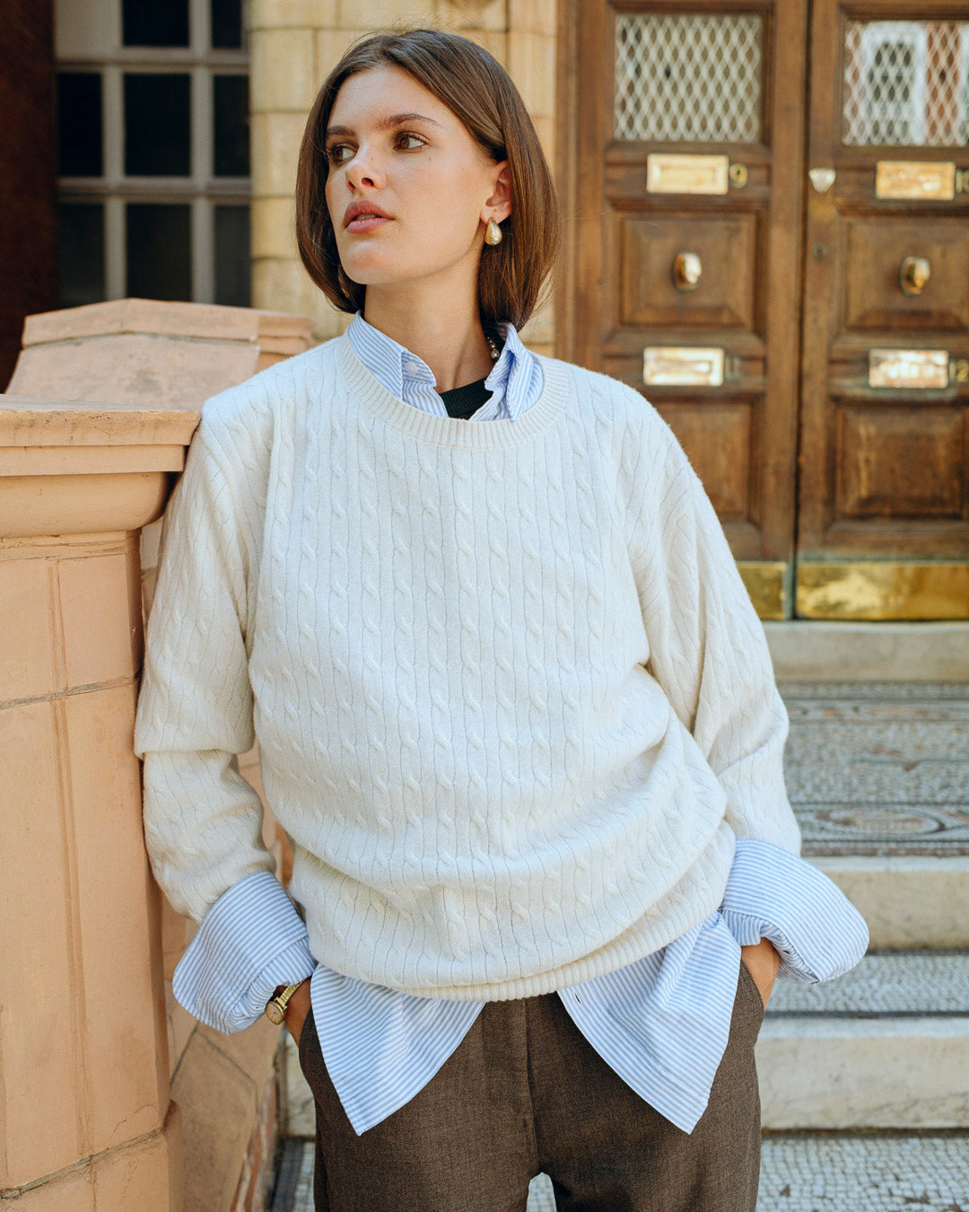 the mercer brand cashmere cable knit sweater for winter super comfortable 