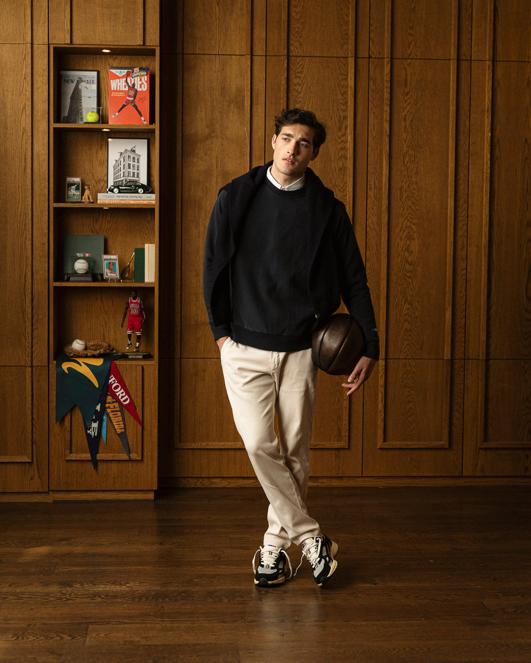 The Mercer Raglan Sweater | Navy